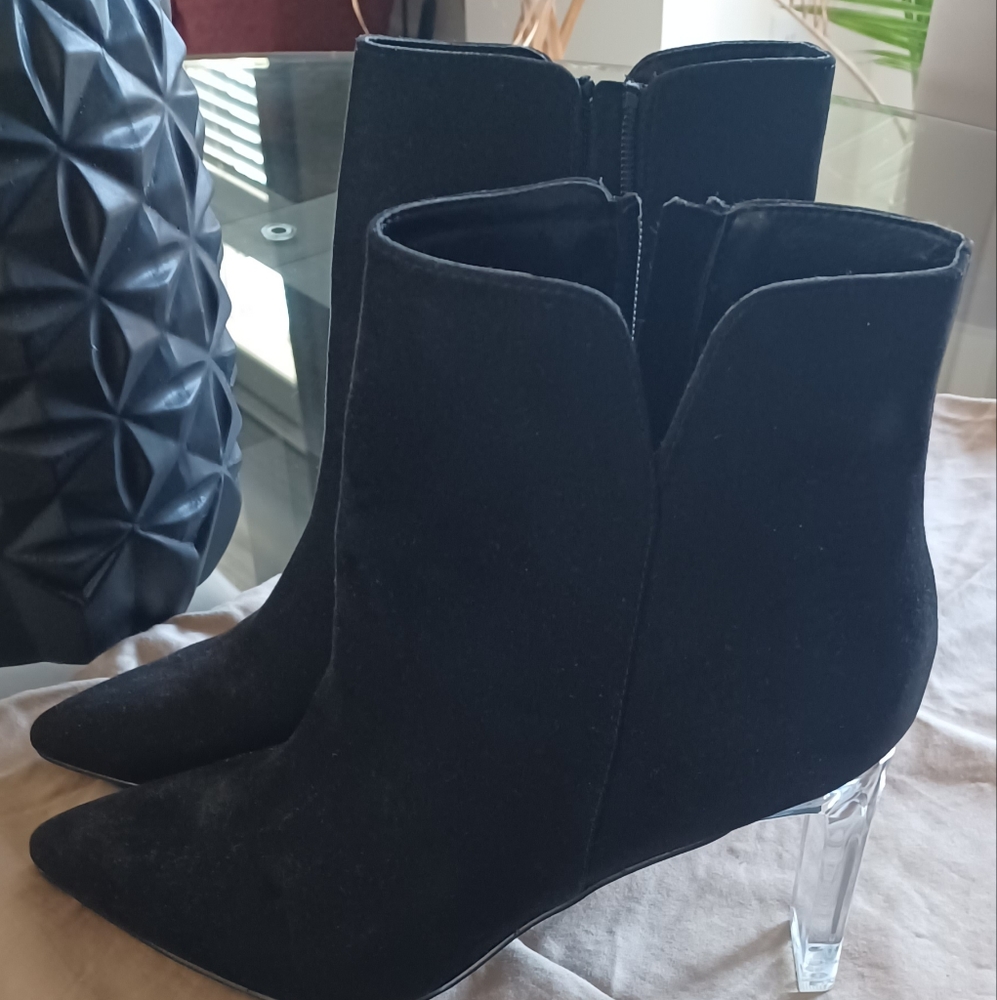 Pretty-MARC of NY Black suede-like,3.25in booties,w/Clear heel, Sz11, NWOT..🔥